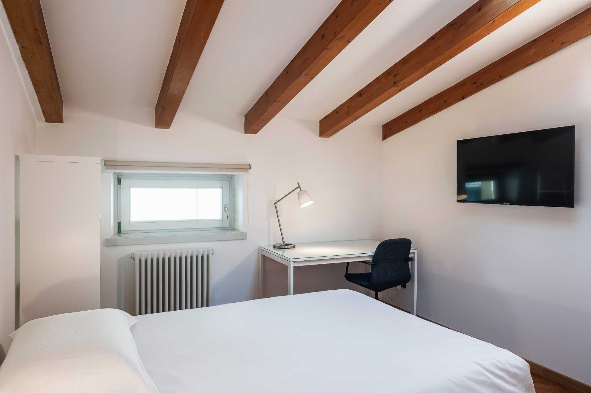 STUDIOSUITE_stanza singola 5_letto-scrivania_piano 4